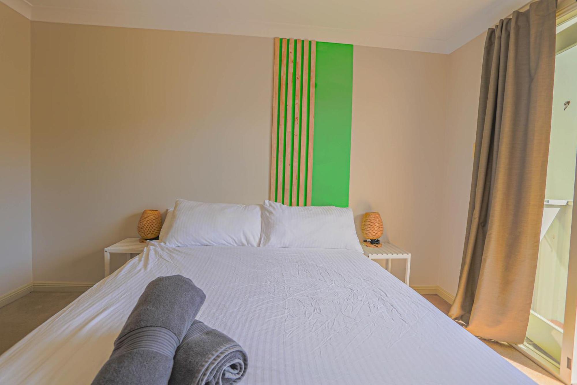 Holiday home Elegant 2 Bedroom Close To Buz Bridge Rd 2 E-bikes Included *